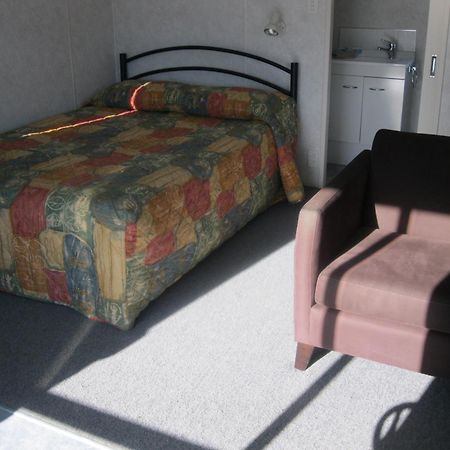 Cosy Corner Holiday Park Маунт Маунгануи Екстериор снимка
