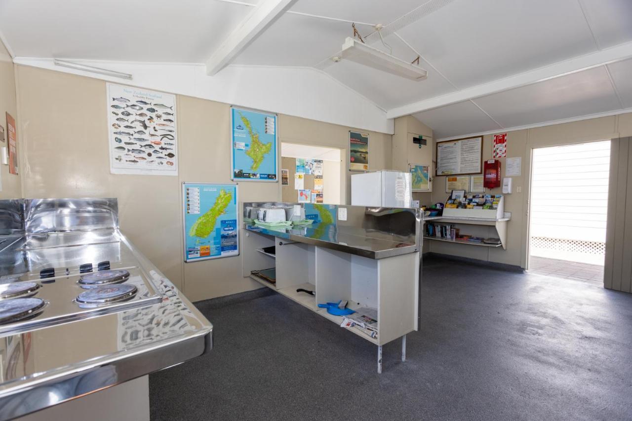 Cosy Corner Holiday Park Маунт Маунгануи Екстериор снимка